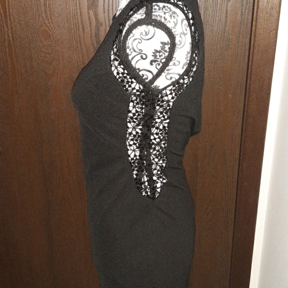 La Reyna Little Black Dress - Picture 4 of 8